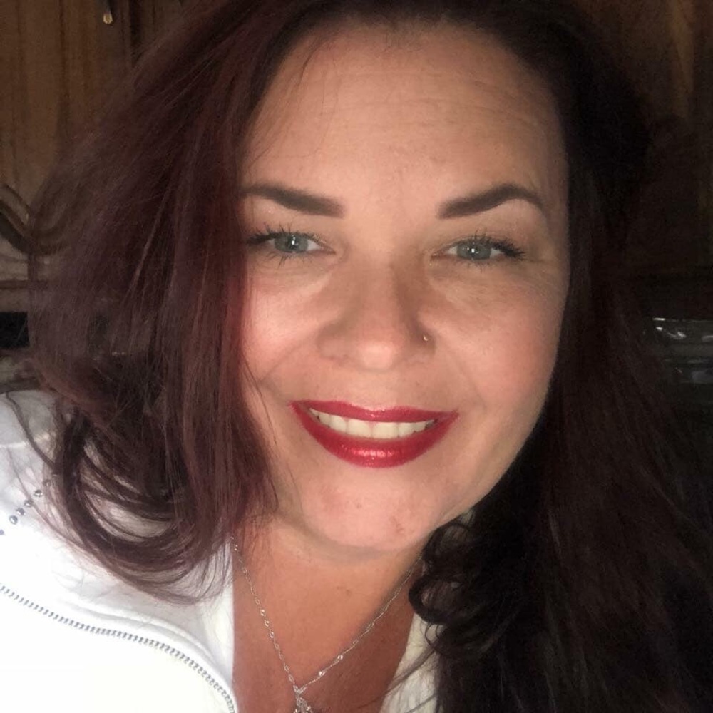 Meet your Posher, Michele
